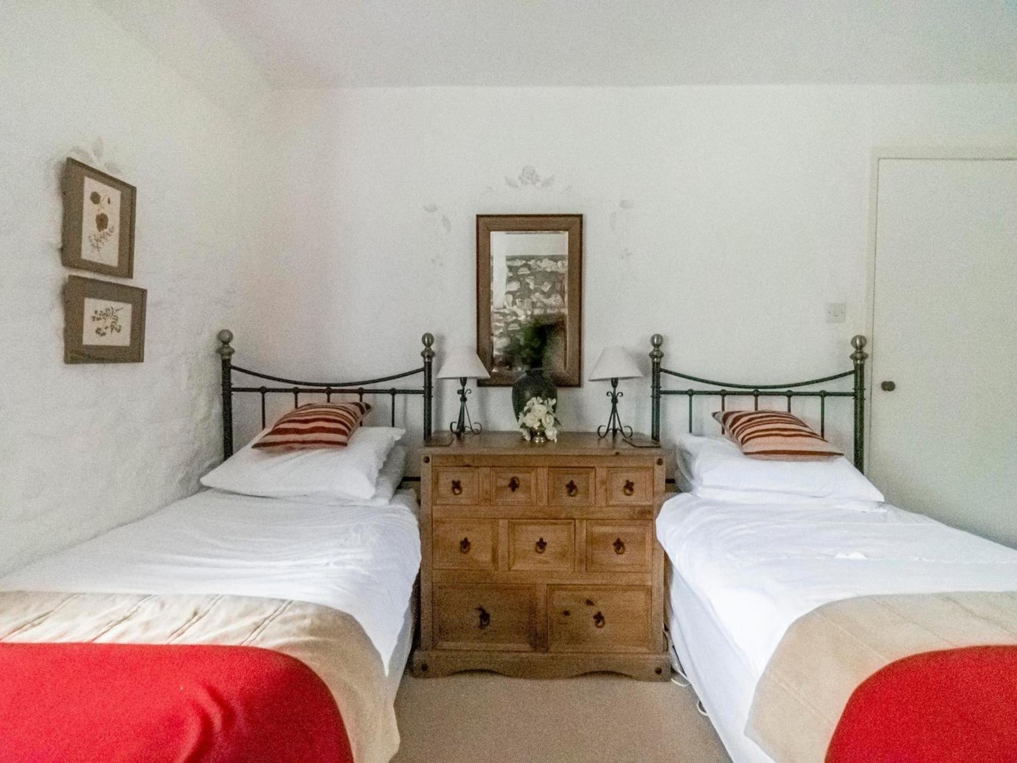 Secluded Holiday Home In Ceredigion With Garden Pennant  Luaran gambar