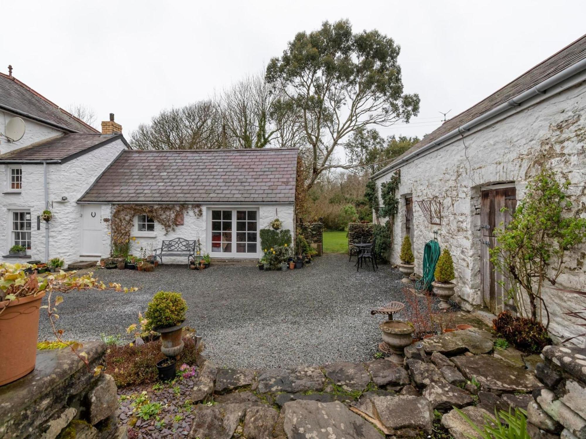 Secluded Holiday Home In Ceredigion With Garden Pennant  Luaran gambar